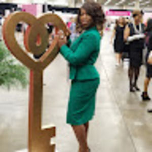 Meet your Posher, Shemika